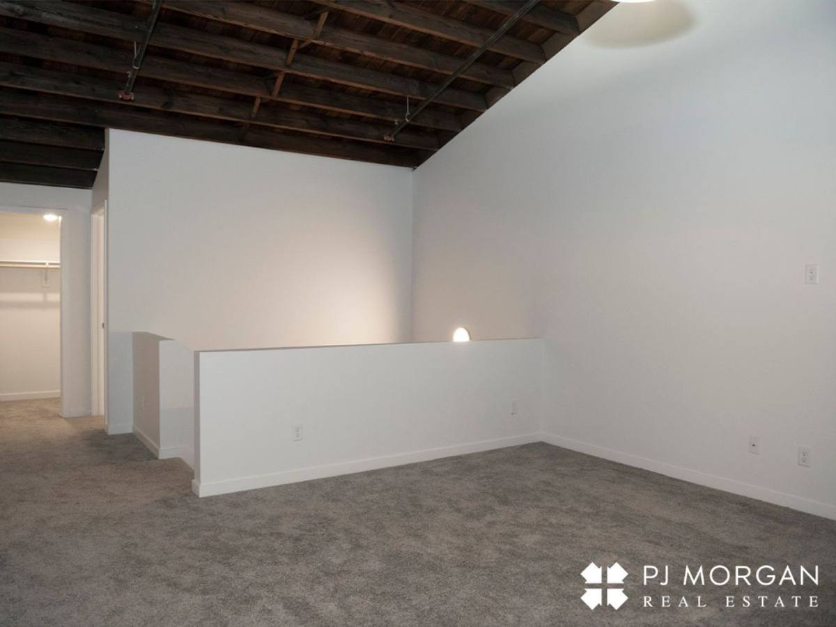 Apartment for rent at 1039 S 21st St, Omaha, NE 68108