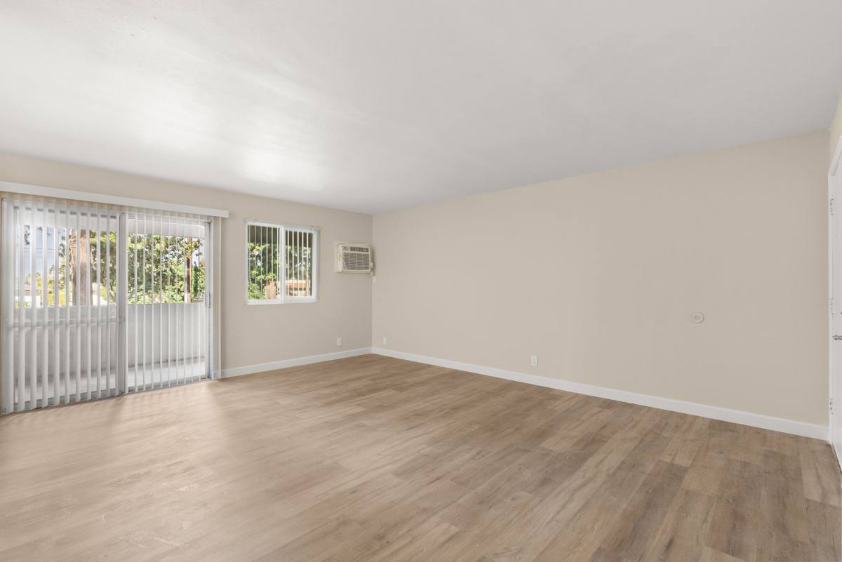Apartment for rent at 8112 Magnolia Ave, Riverside, CA 92504