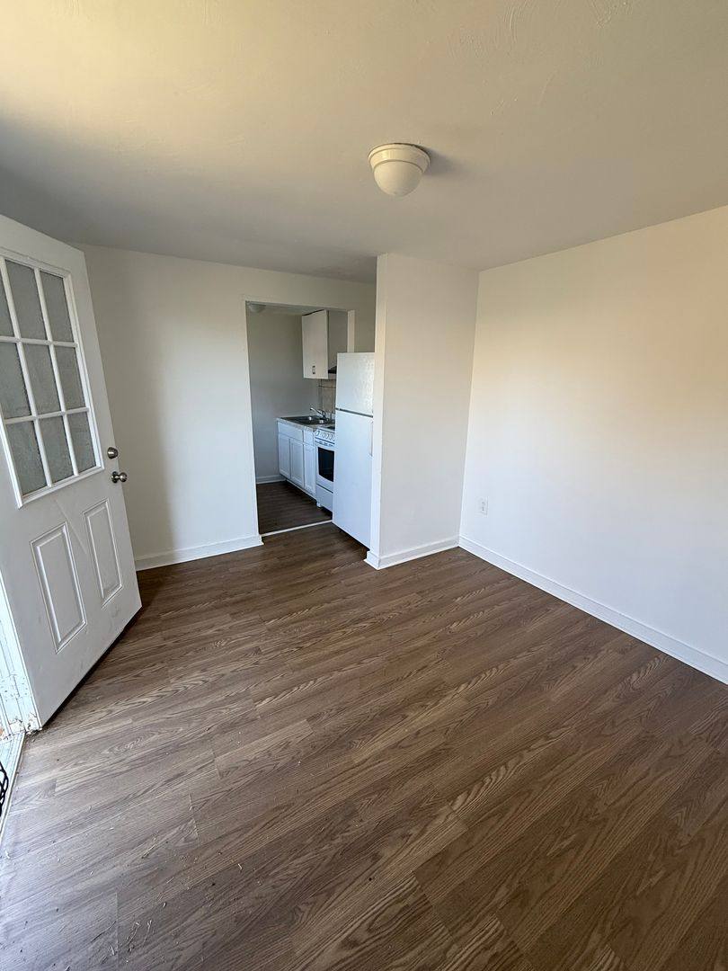 Apartment for rent at 917 Askin St, Martinsville, VA 24112