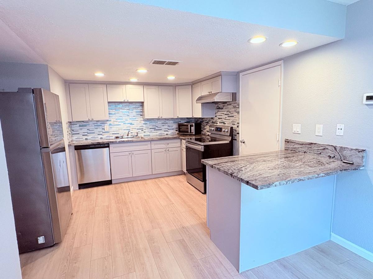 Apartment for rent at 4219 Casa Blanca Lane, Carmichael, CA 95608
