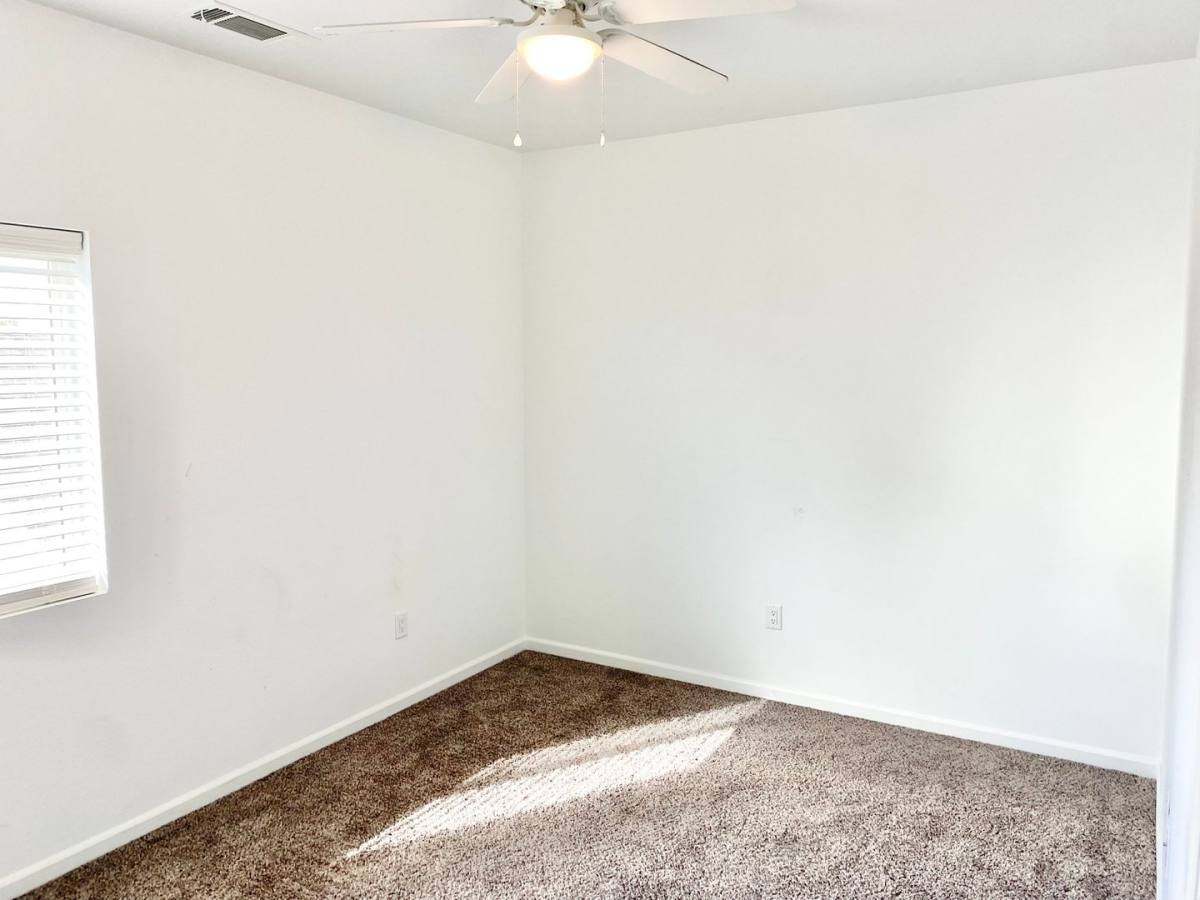 Apartment for rent at 1326 S Santa Fe St, Visalia, CA 93292