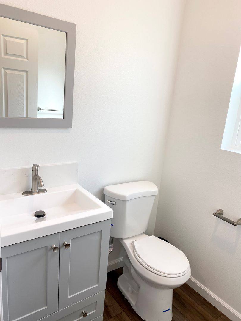Apartment for rent at 1326 S Santa Fe St, Visalia, CA 93292