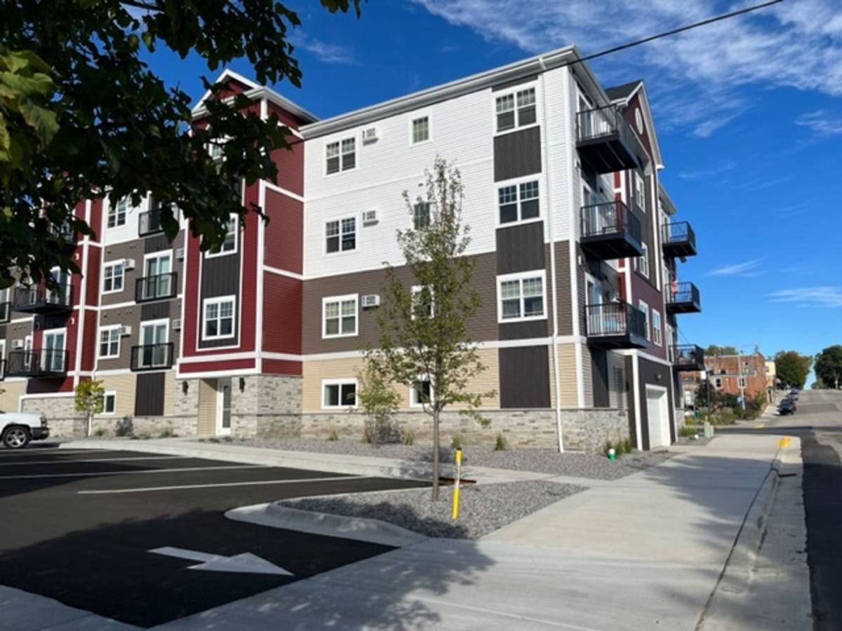 Apartment for rent at 300 W Ave, Zumbrota, MN 55992
