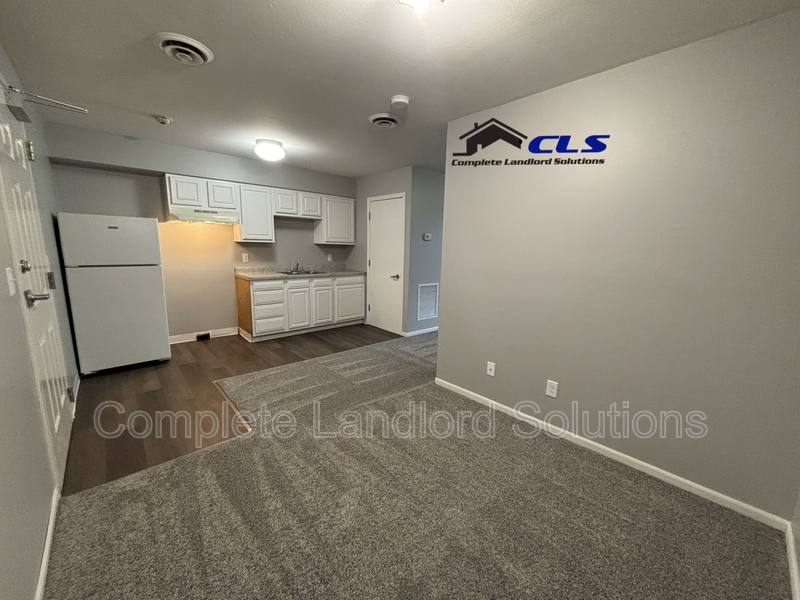 Apartment for rent at 1400 N Ave, Terre Haute, IN 47804