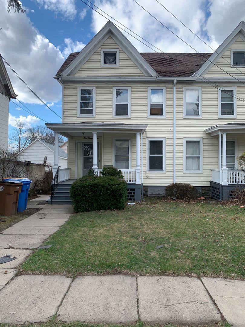 Apartment for rent at 143 -145 Elmendorf St, Kingston, NY 12401