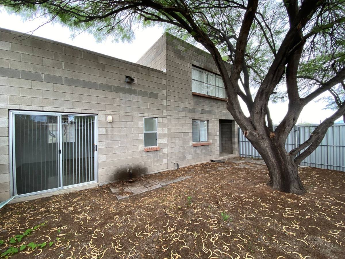 Apartment for rent at 1250 E Manlove St, Tucson, AZ 85719
