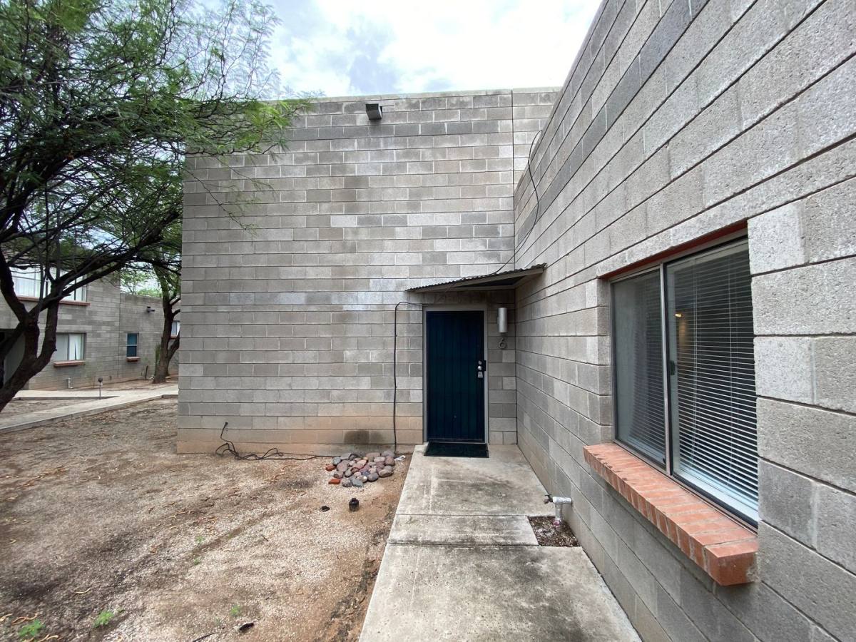 Apartment for rent at 1250 E Manlove St, Tucson, AZ 85719