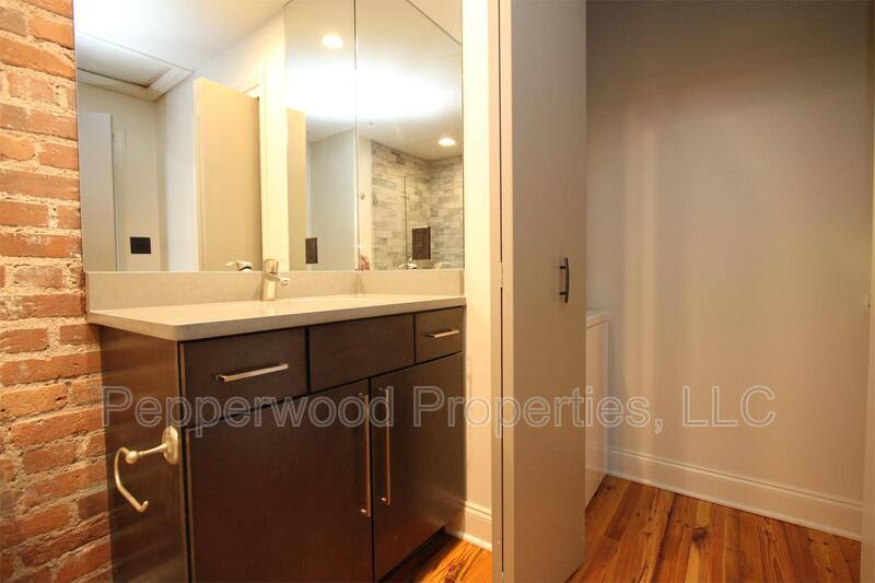 Apartment for rent at 149 S Daniel Morgan Ave #2A, Spartanburg, SC 29306