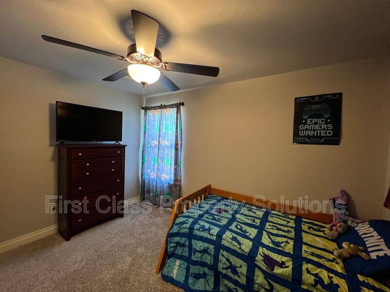 House for rent at 3116 Drake Crest Dr, Edmond, OK 73034