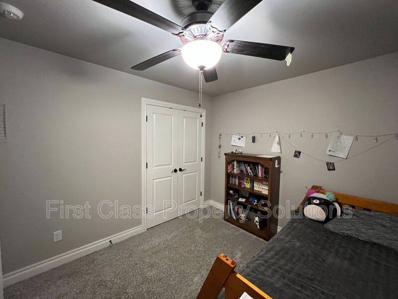 House for rent at 3116 Drake Crest Dr, Edmond, OK 73034