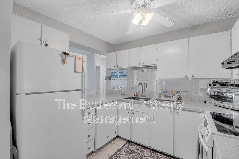 Condo for rent at 2575 Kuhio Ave #1001, Honolulu, HI 96815