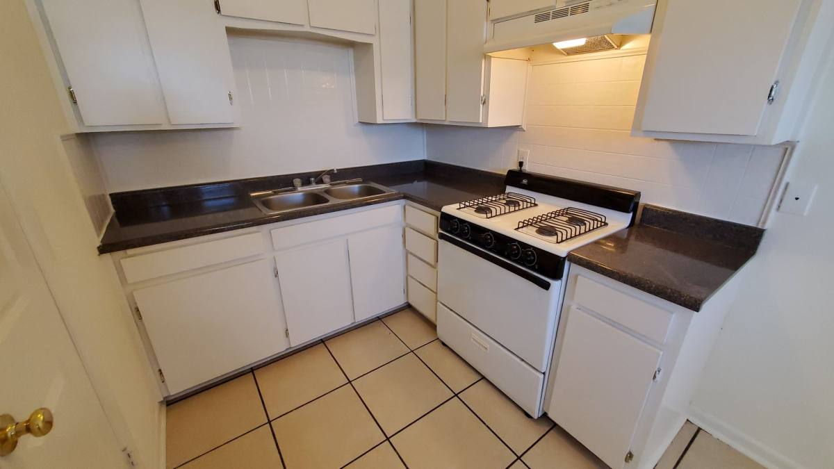 Apartment for rent at 10th Ave, Canyon, TX 79015
