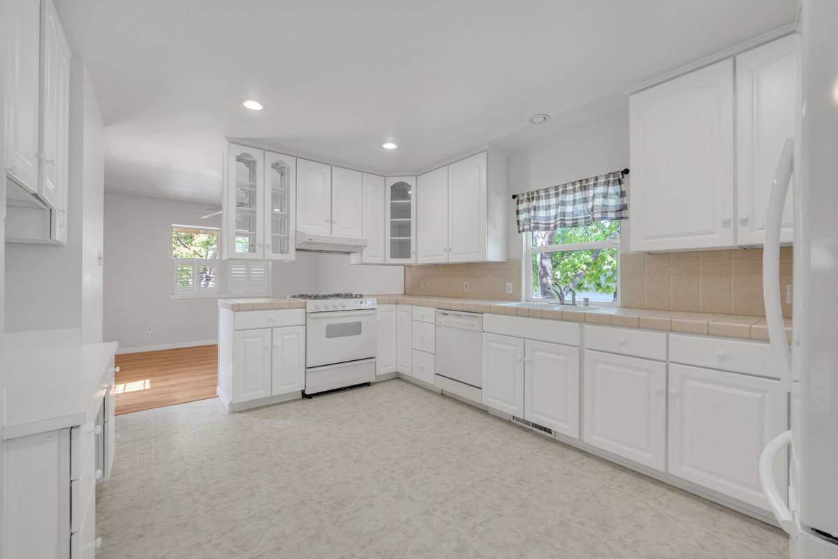 House for rent at 612 Orange Grove Way, Folsom, CA 95630