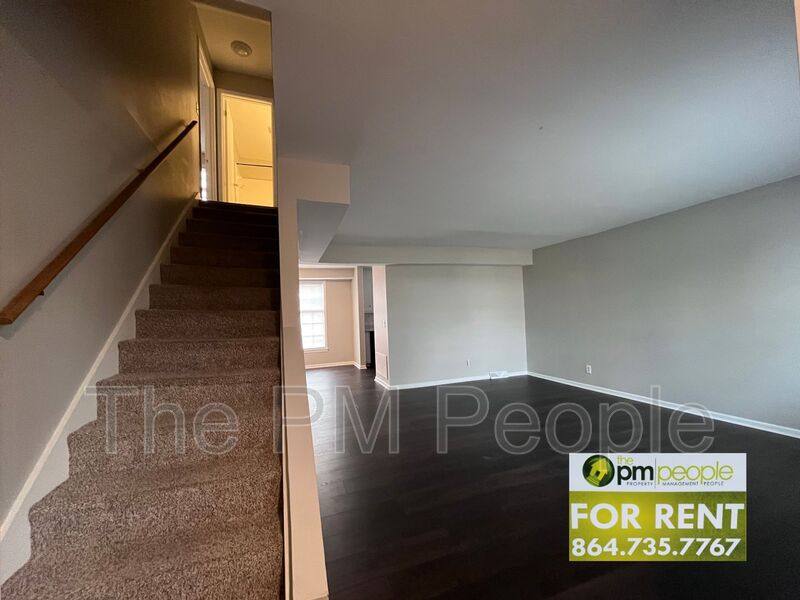 Townhouse for rent at 102 Wexford Dr, Taylors, SC 29687