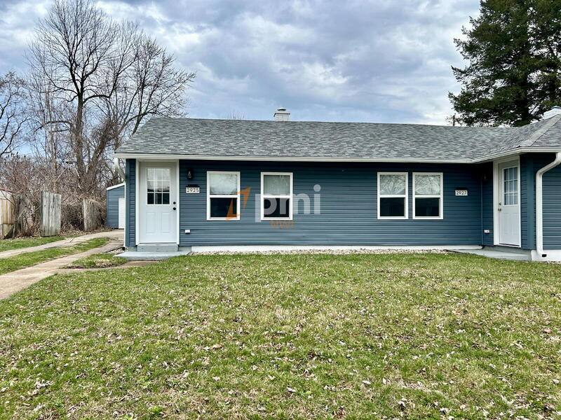 Apartment for rent at 2925 Silverbrook Ave, La Porte, IN 46350