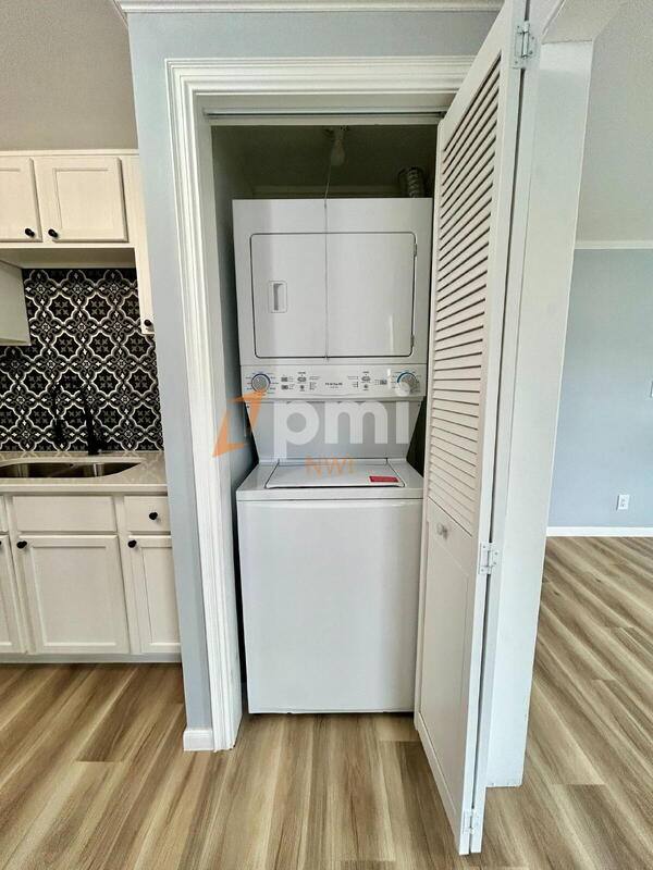 Apartment for rent at 2925 Silverbrook Ave, La Porte, IN 46350