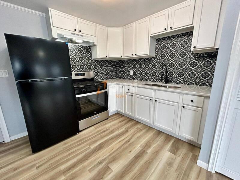 Apartment for rent at 2925 Silverbrook Ave, La Porte, IN 46350