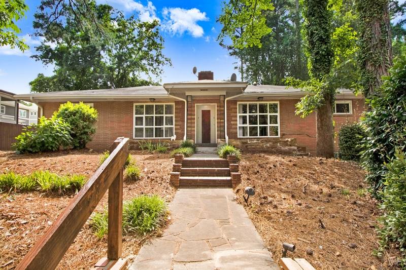 Apartment for rent at 105 Pineland Circle #C, Raleigh, NC 27606