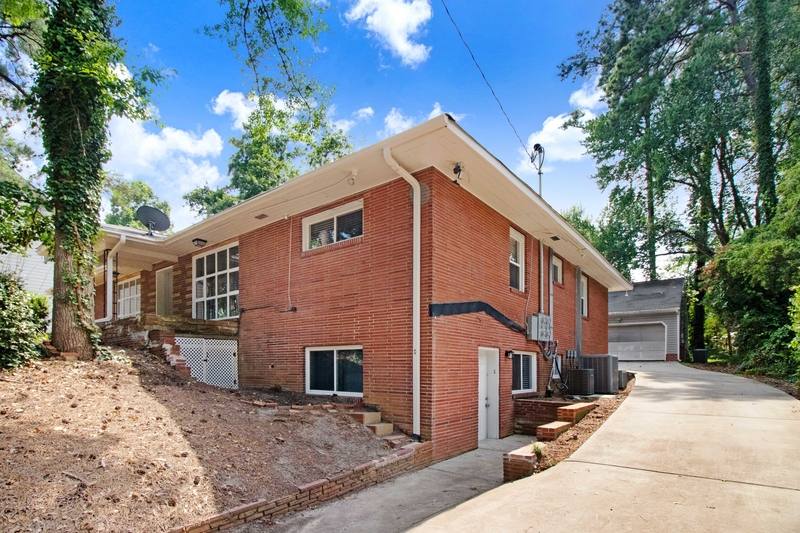 Apartment for rent at 105 Pineland Circle #C, Raleigh, NC 27606
