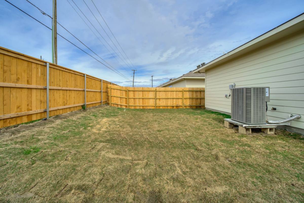 House for rent at 1595 Case Rd, Temple, TX 76504