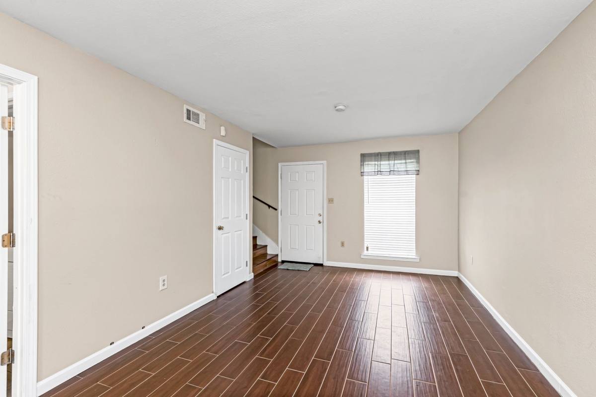Townhouse for rent at 522 S Flannery Rd #A, Baton Rouge, LA 70815