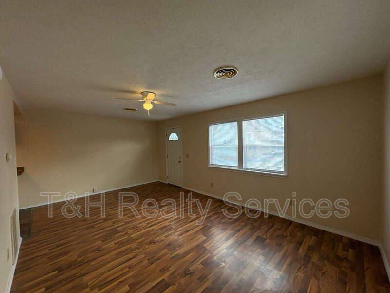 House for rent at 609 1 2 S Crystal St, Kokomo, IN 46901