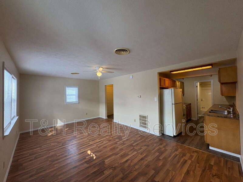 House for rent at 609 1 2 S Crystal St, Kokomo, IN 46901
