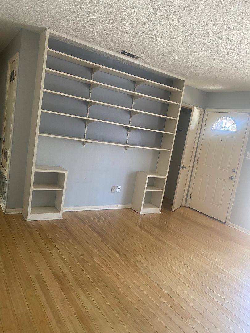 House for rent at 9324 Northedge Rd, Little Rock, AR 72227