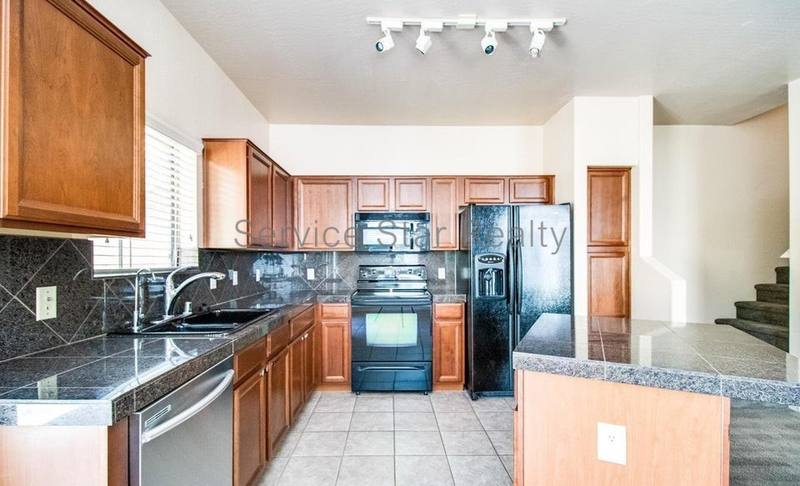 Townhouse for rent at 2150 E Bell Rd #1102, Phoenix, AZ 85022