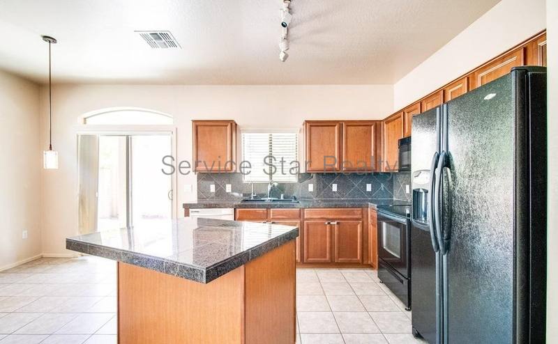 Townhouse for rent at 2150 E Bell Rd #1102, Phoenix, AZ 85022
