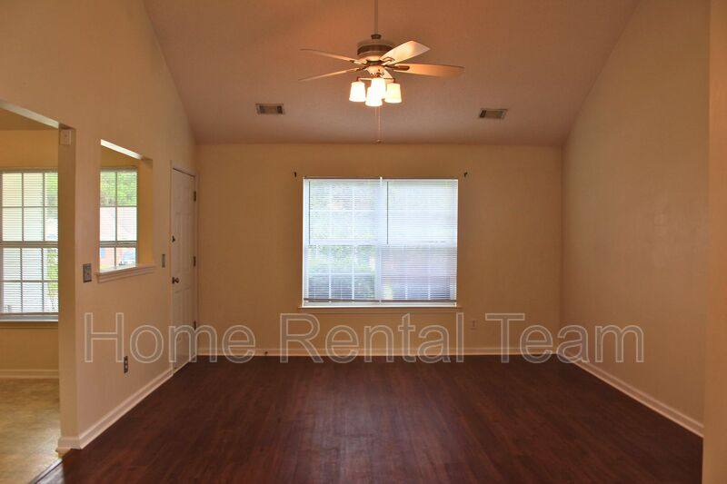 House for rent at 132 Bluelake Blvd, Pooler, GA 31322