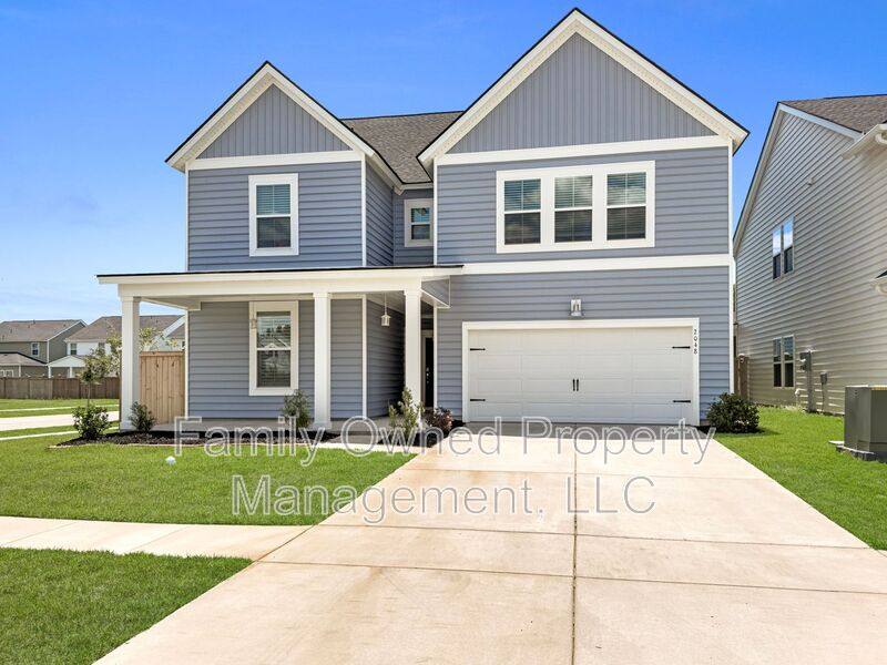 House for rent at 2048 Longhorn Lane, Summerville, SC 29485
