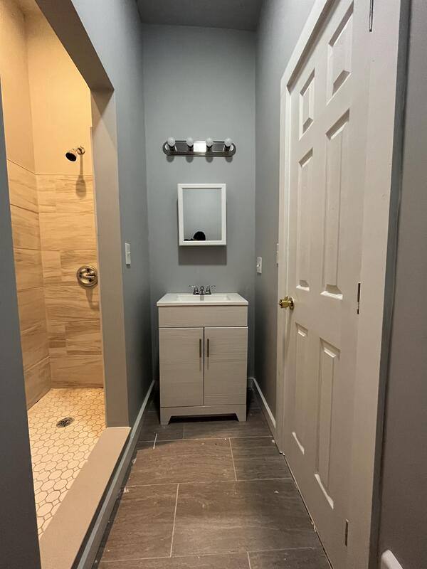 Apartment for rent at 110 Lark St #1, Albany, NY 12210