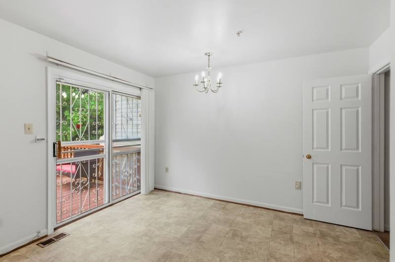 Townhouse for rent at 1033 Higgins Way #1, Hyattsville, MD 20782