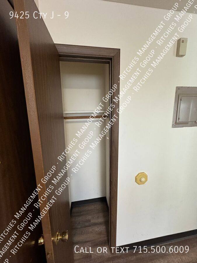 Apartment for rent at 9425 Cty J #9, Minocqua, WI 54548