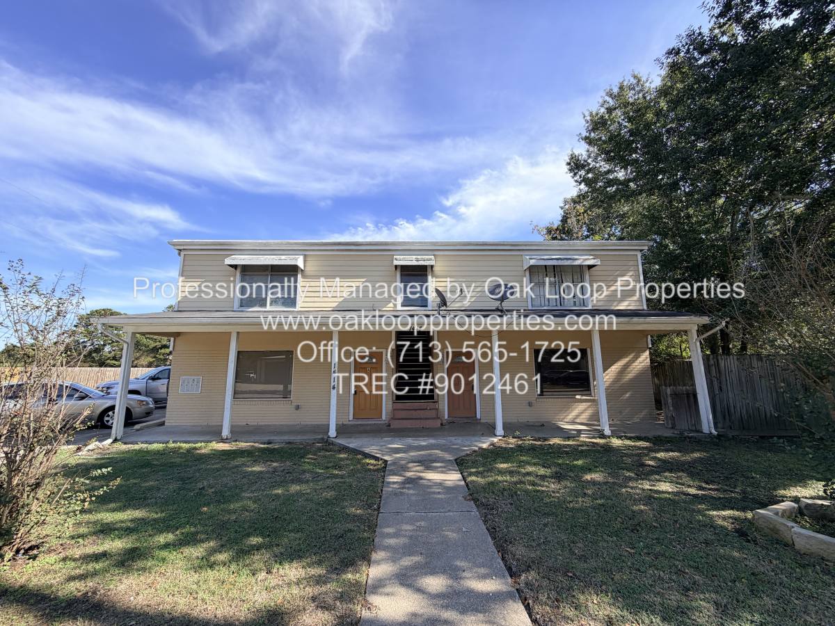 Apartment for rent at 1414 E Ave #A, Katy, TX 77493