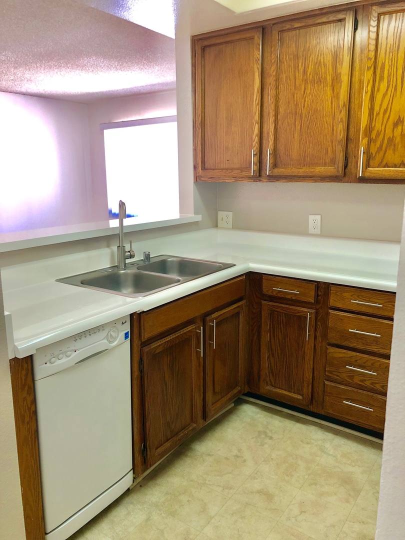 Apartment for rent at 21826 Saticoy St, Canoga Park, CA 91304