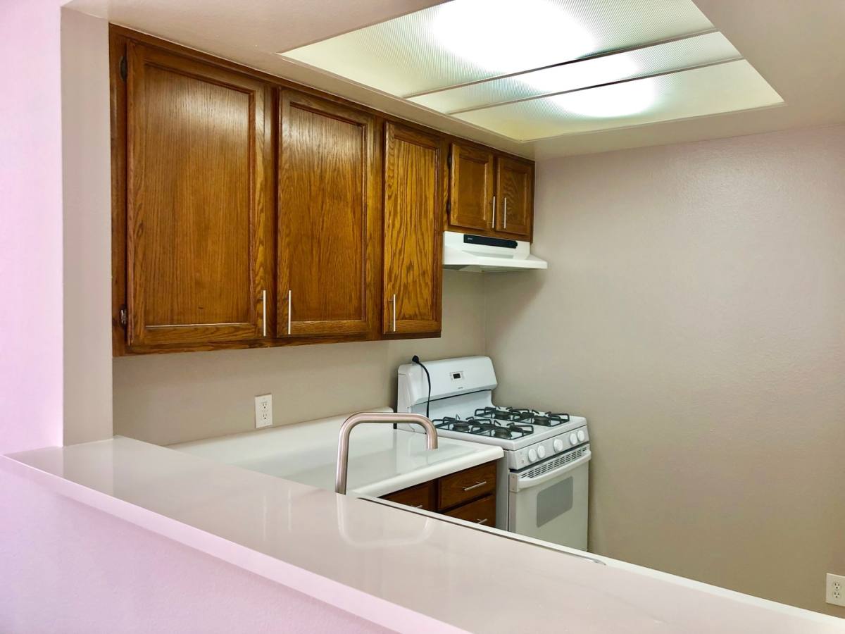 Apartment for rent at 21826 Saticoy St, Canoga Park, CA 91304
