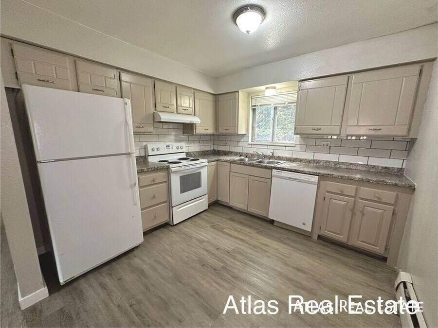 Apartment for rent at 64 Newport Circle #3B, Colorado Springs, CO 80906