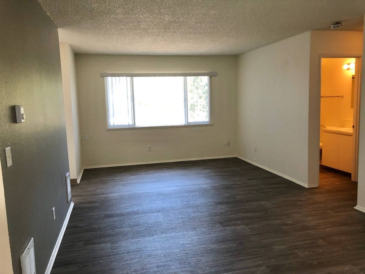 Apartment for rent at 1418 E Second St, Newberg, OR 97132