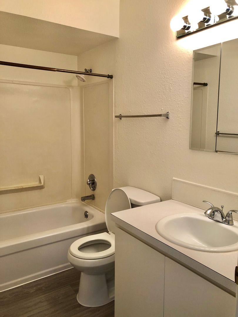 Apartment for rent at 1418 E Second St, Newberg, OR 97132