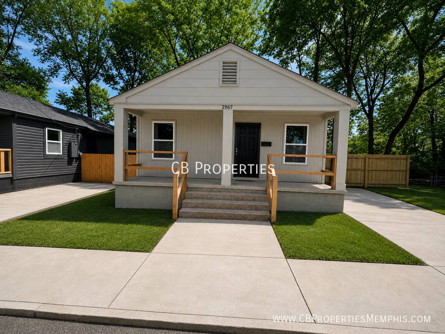 House for rent at 2967 Forest Ave, Memphis, TN 38112
