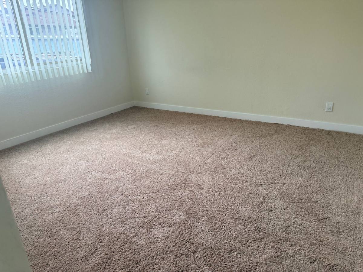 Apartment for rent at 10042 Commerce Ave, Tujunga, CA 91042