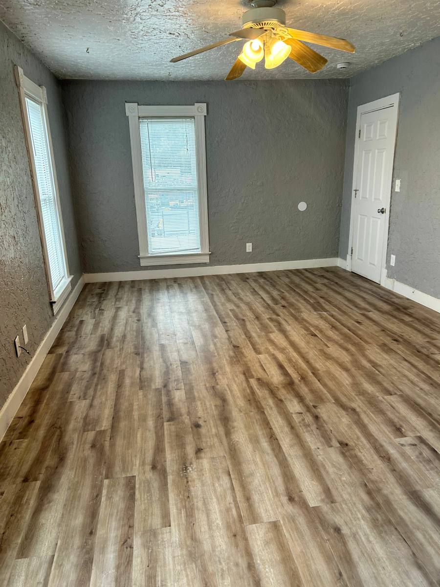 Apartment for rent at 323 1st Ave S #3, Kent, WA 98032