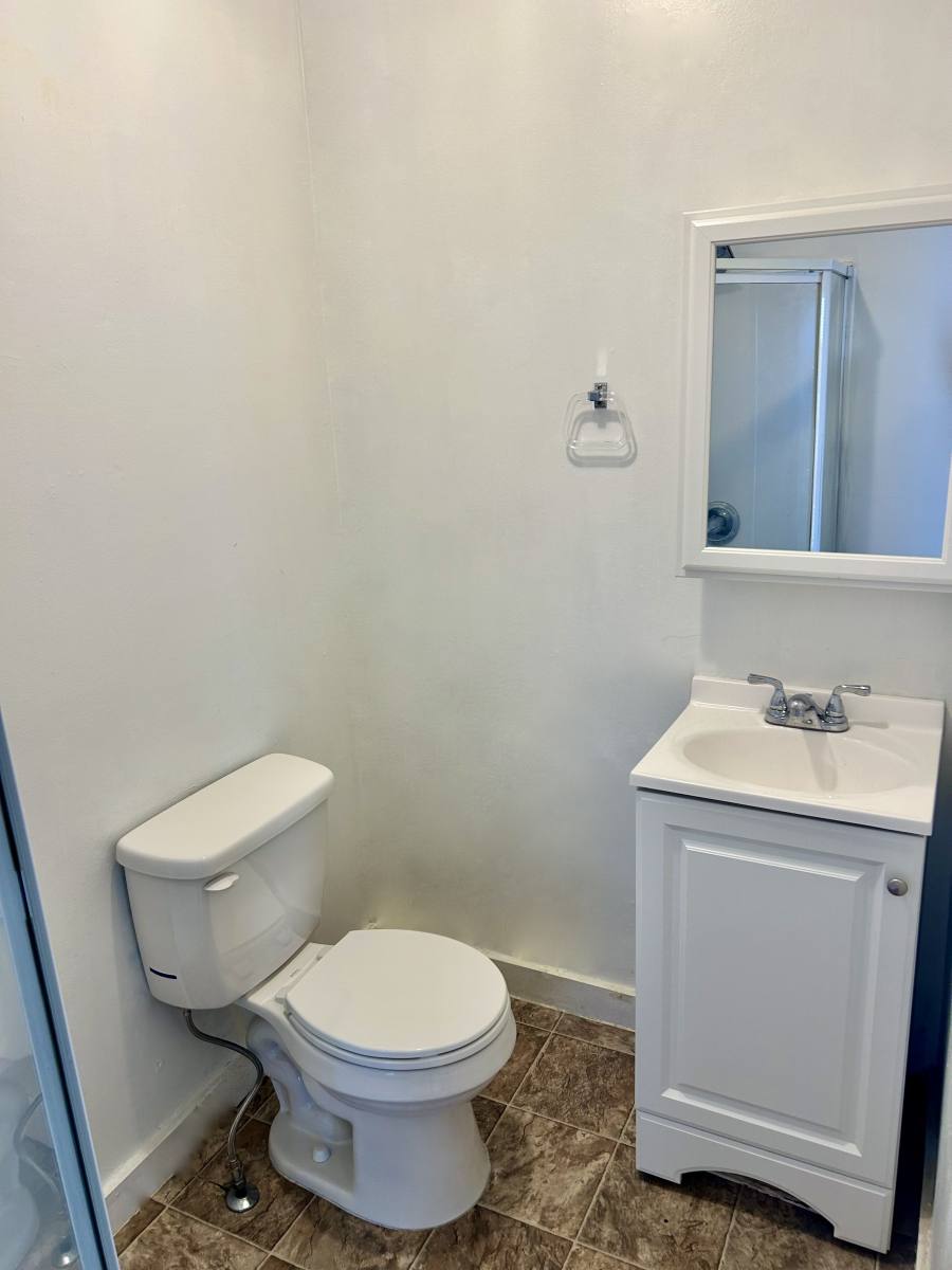 Apartment for rent at 323 1st Ave S #3, Kent, WA 98032