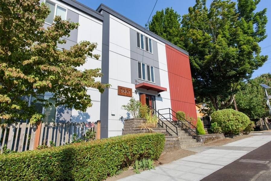 Apartment for rent at 3661 Phinney Ave N #204, Seattle, WA 98103