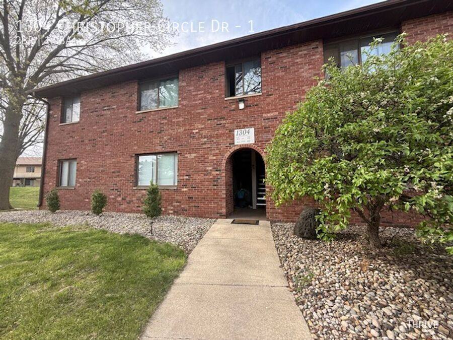 Apartment for rent at 1304 Christopher Circle Dr #1, Urbana, IL 61802