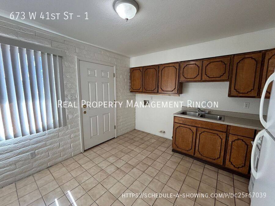 Apartment for rent at 673 W 41st St #1, Tucson, AZ 85713