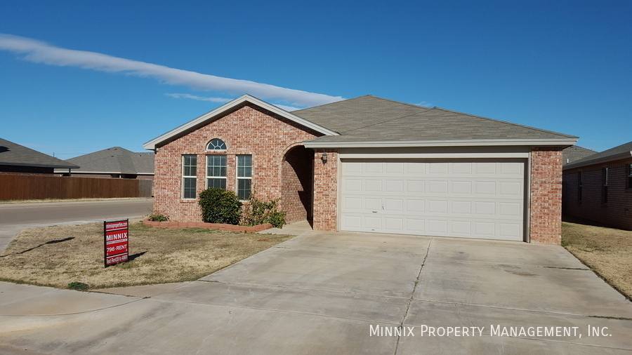 House for rent at 2220 99th St, Lubbock, TX 79423