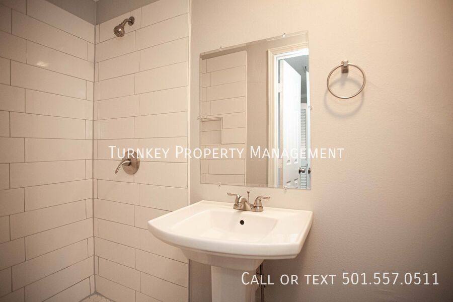 Apartment for rent at 9101 N Rodney Parham Rd #13, Little Rock, AR 72205